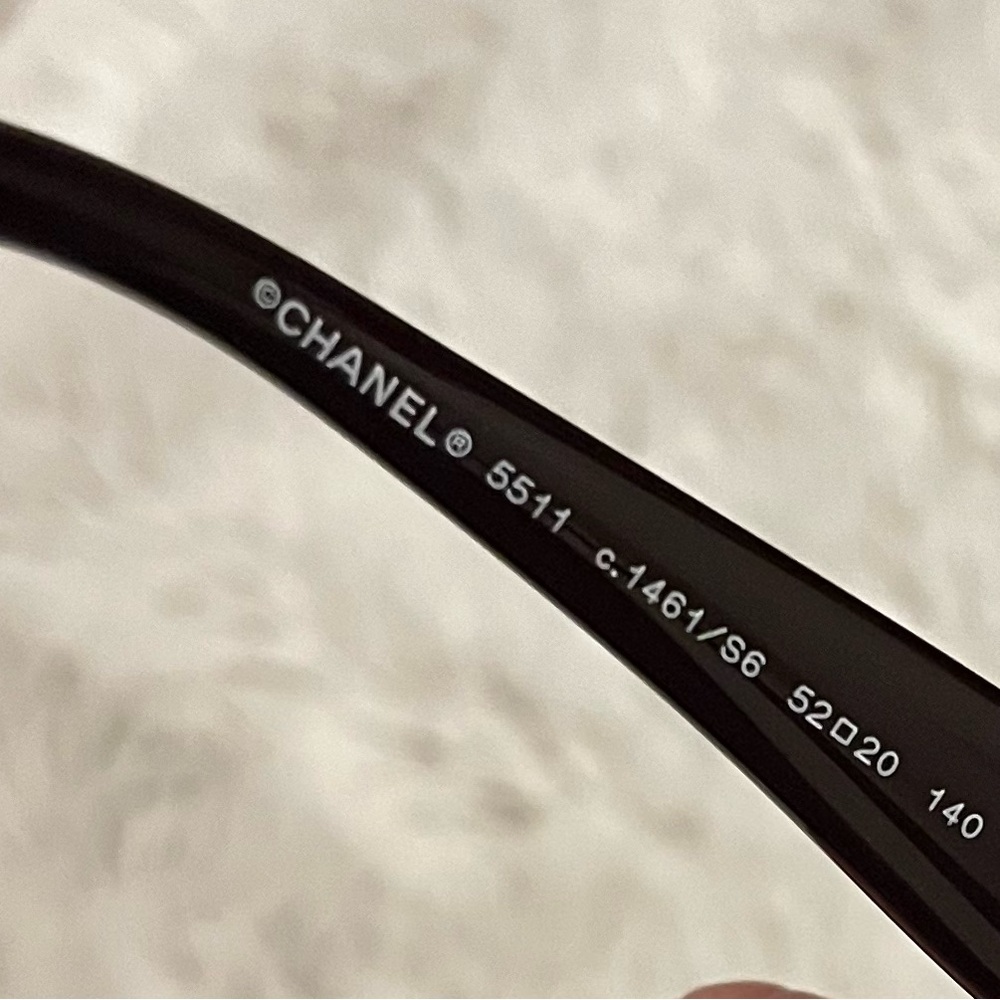 Chanel burgundy sunglasses - Picture 5 of 6